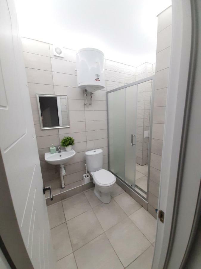 Смарт Квартира В Новострое У Метро Дворец Спорта Kharkiv Eksteriør billede